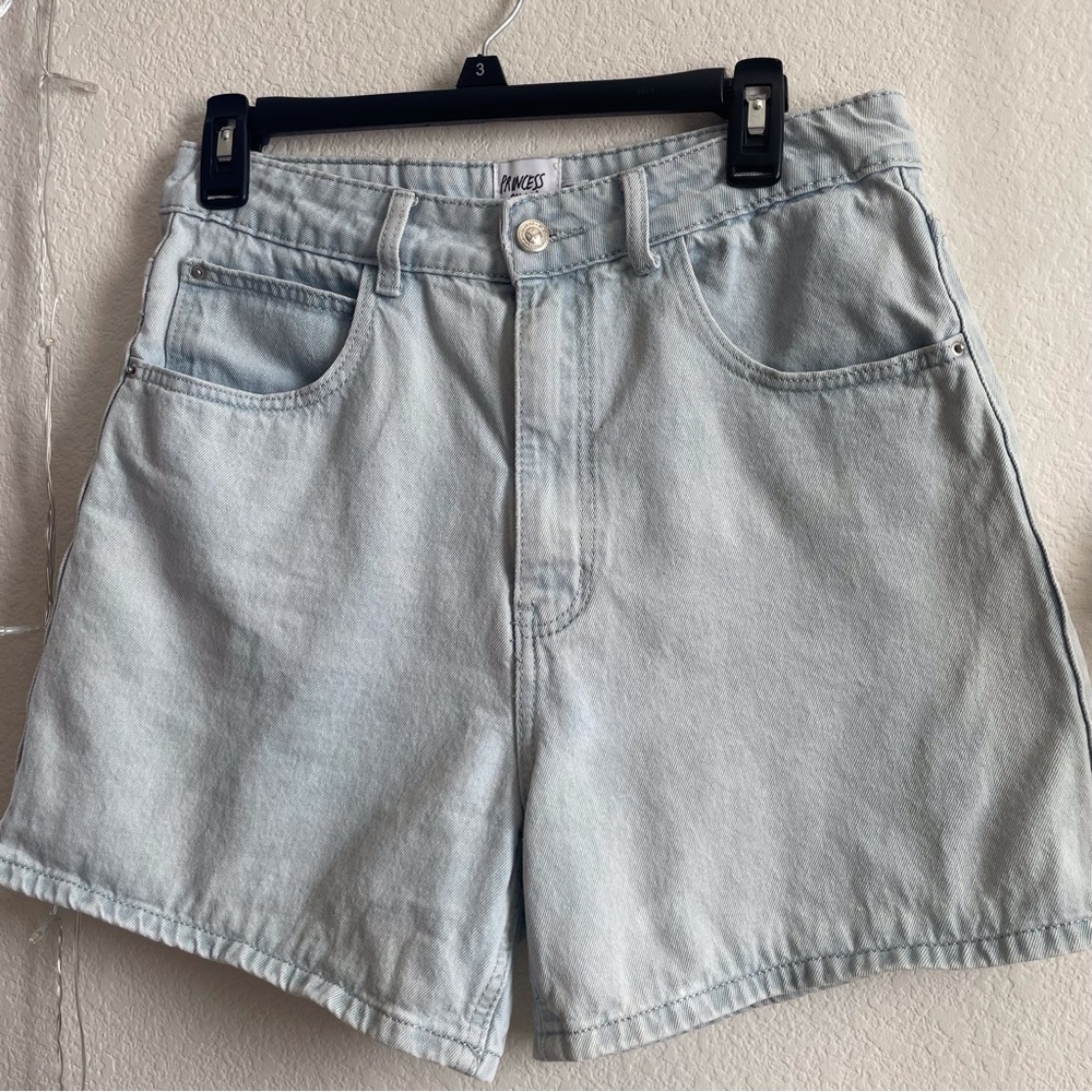 90’s denim shorts